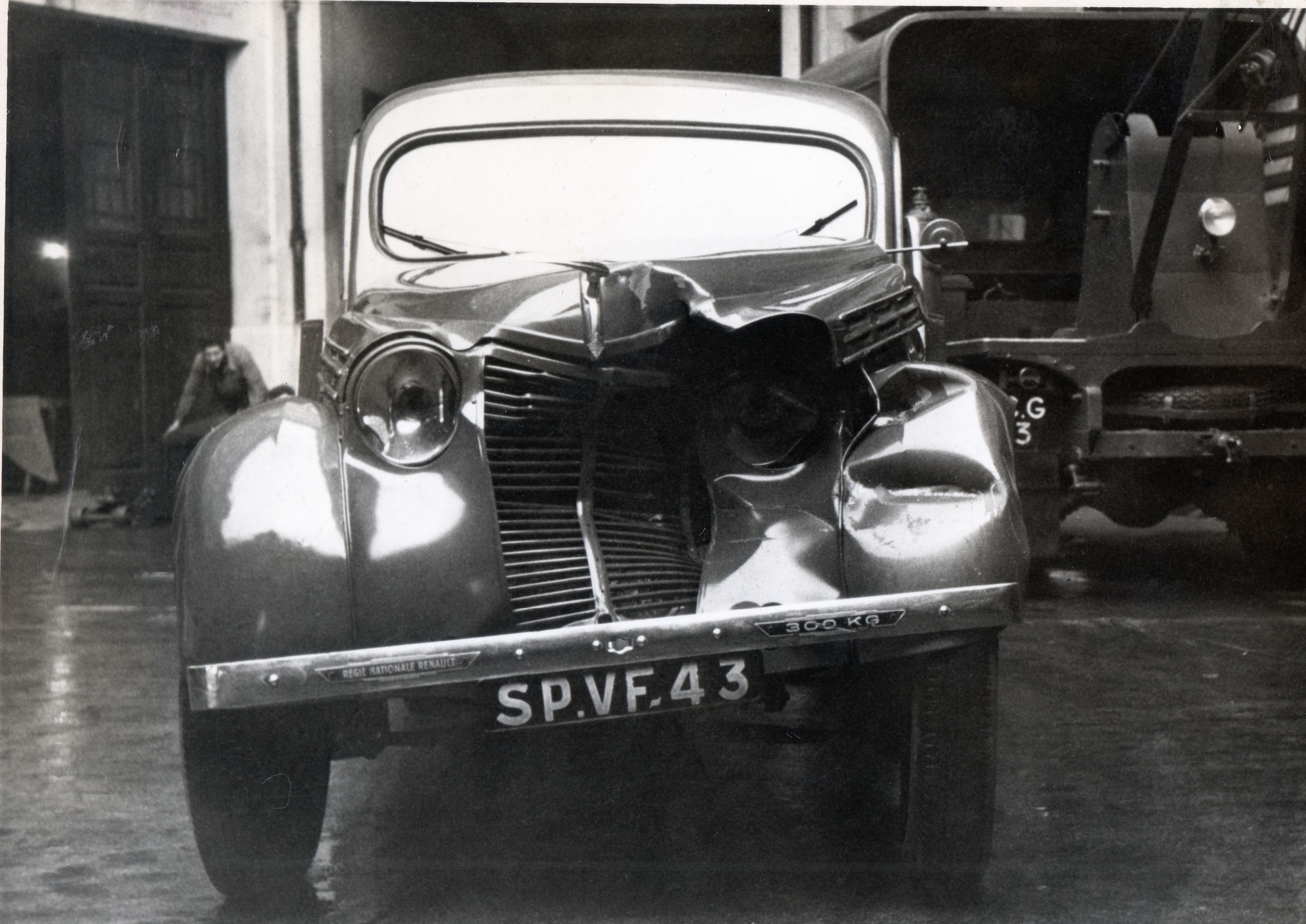 F_1940-50s_PP-SPVF-043-V