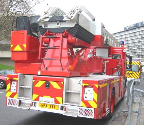 F_EPA-111-Feuerwehr-Paris-1_PP