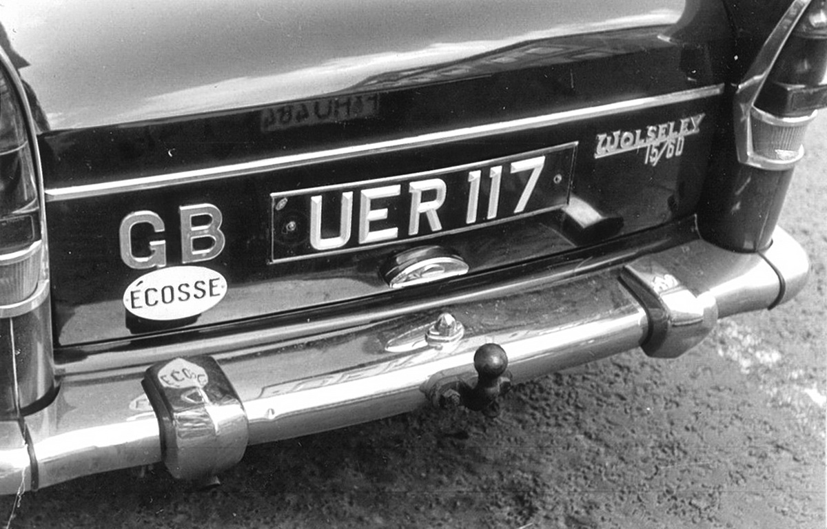 (GB_Cambs-_59-59)_UER_117_(ECOSSE_plate)_Wolseley_1560-vbGB024KS