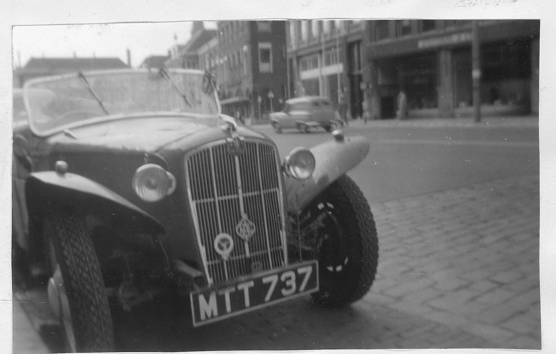 (GB_Devon_50-50)_MTT_737_Ford8_special-vbGB025KS