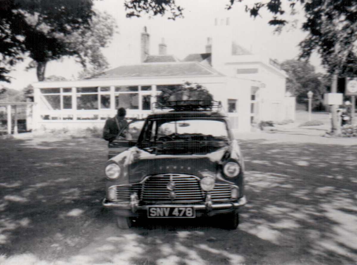 (GB_Northants-_58-58)_SNV_478_FordZephyr2-1958VB