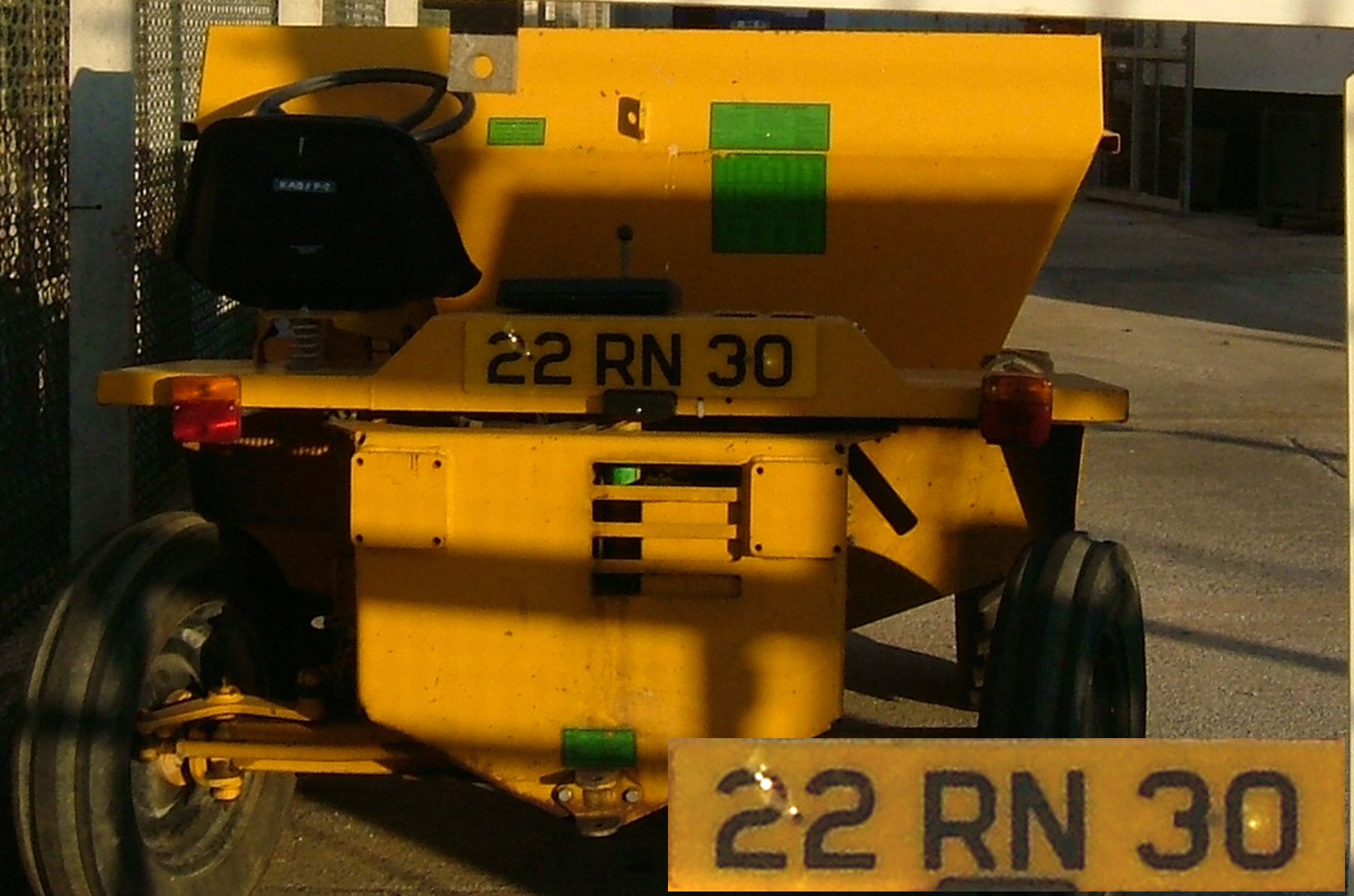 (GB-mil_nvy_in_GBZ)_22_RN_30_comp_2004VB