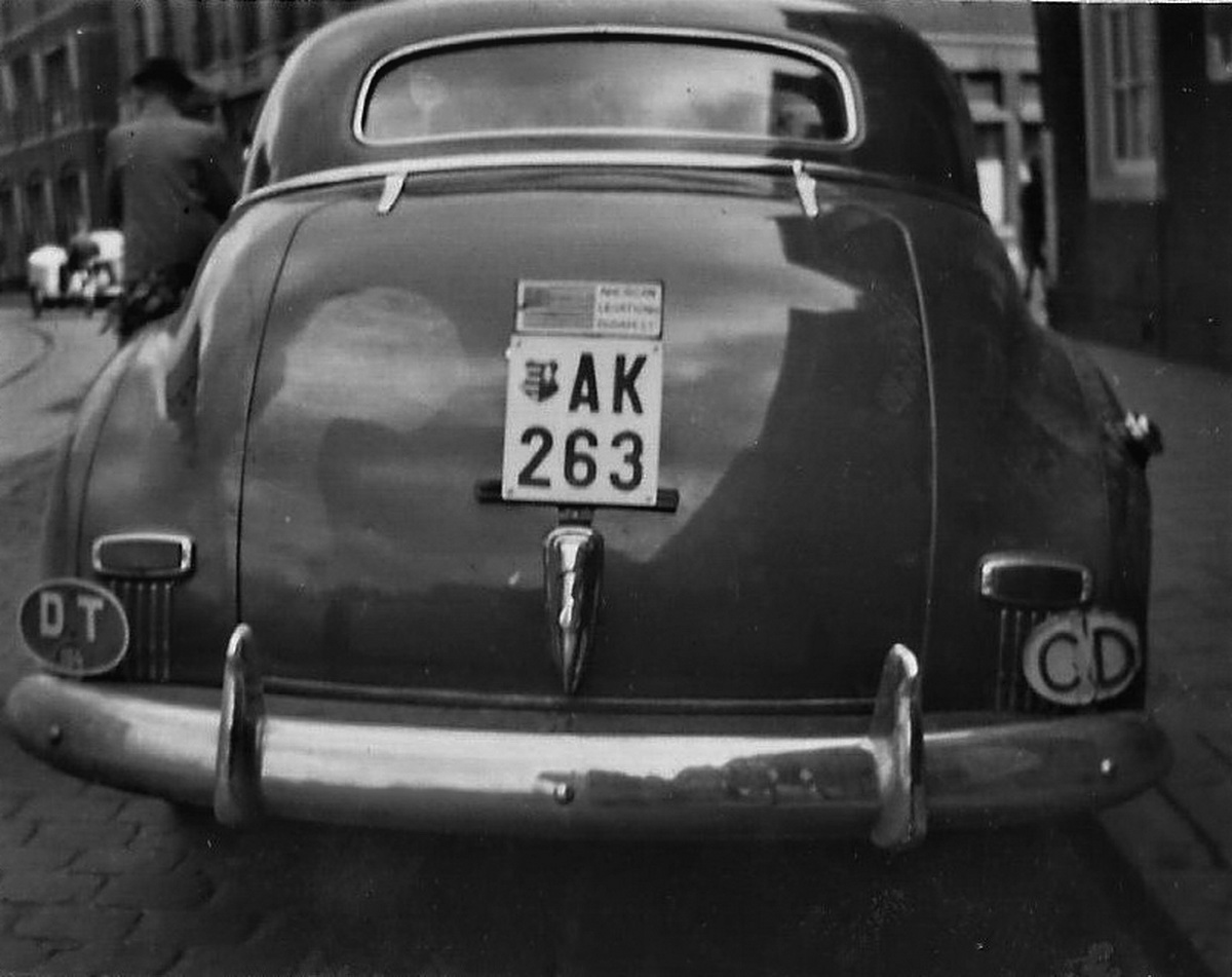 (H-cd_48-58(USA)-Budapest_City_AK_263_(+DT164_oval)_r_Chrysler-48-9vbH12bKS