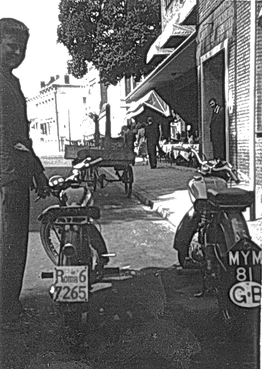 (I-mc_32-76)-Roma_6_7245_r_(+_1952_GB_MYM81)_mc-vbi040KS