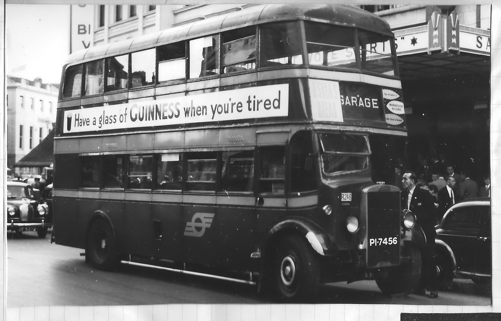 (IRL_Cork_04-46,36)_PI_7456_Leyland_bus-vbirl003aKS