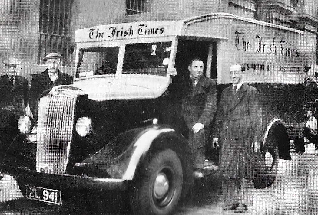 (IRL_Dublin_50-52,50)_ZL_941_Mor-Comm_van,vbirl006a1KS