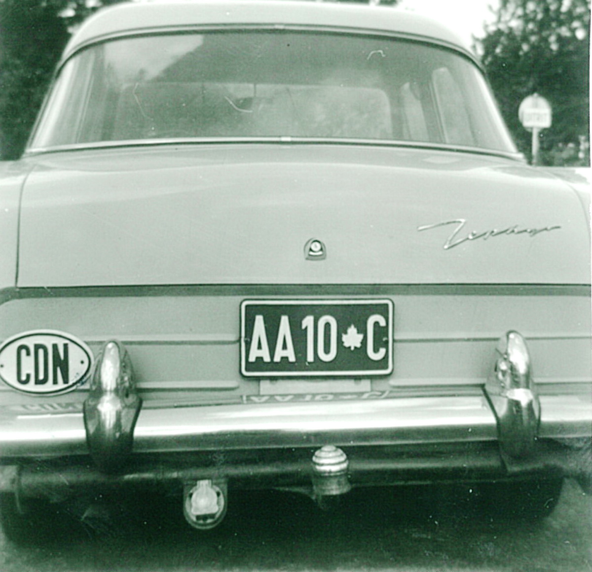 (D)(CDN_armyD_57-61)_AA_10_C_Ford_Zephyr2-vbKS