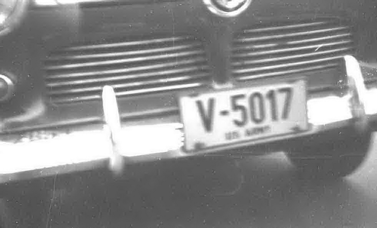 (D)(USarmyD)(Van_maybe)_V-5017_US_ARMY_(d-l)_Ford_Taunus-fKS