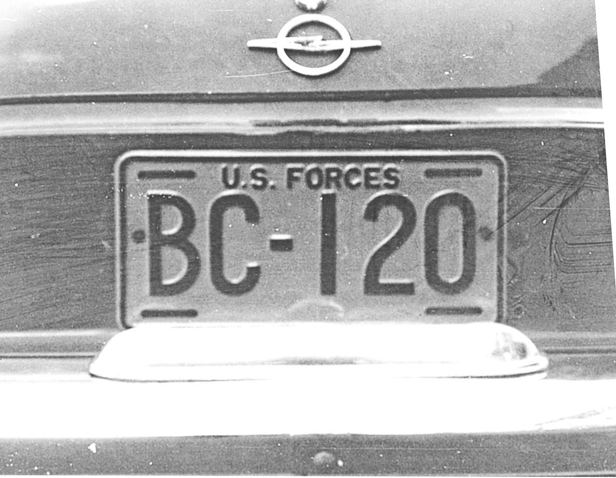 (D)(USarmyD)(milpol_50-61-Berlin_Command)_US_FORCES_BC-120_(b-y)_Opel-vb2KS