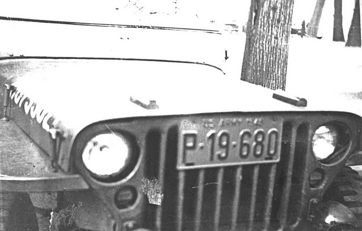 (D)(USarmyD)(milpol_jeep_46-48)_P-19-680_US_ARMY_194q_(d-l)_jeep-vbKS