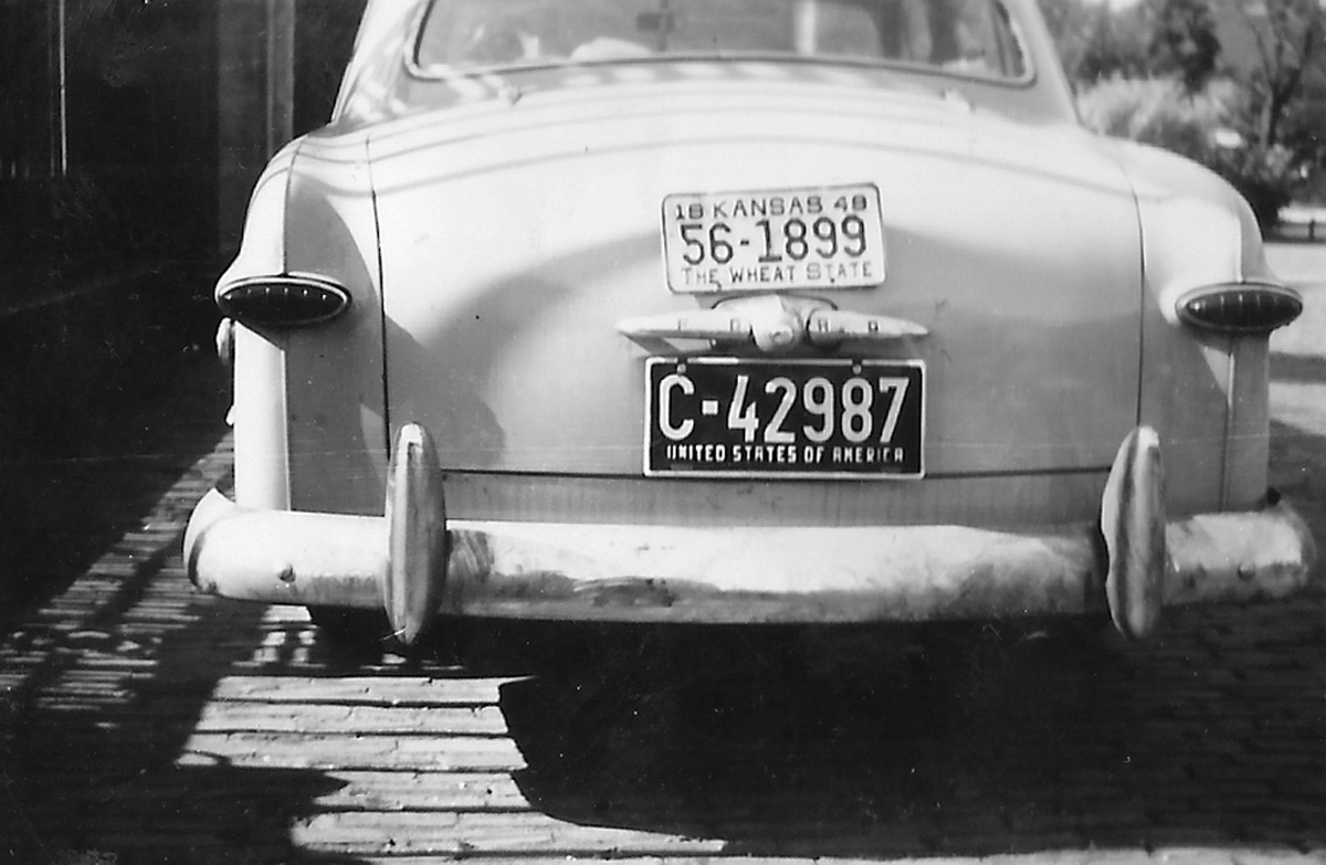 (D)(USfD_46-49)_C-42987_(w-b)+Kansas1948_US_Ford_vbKS