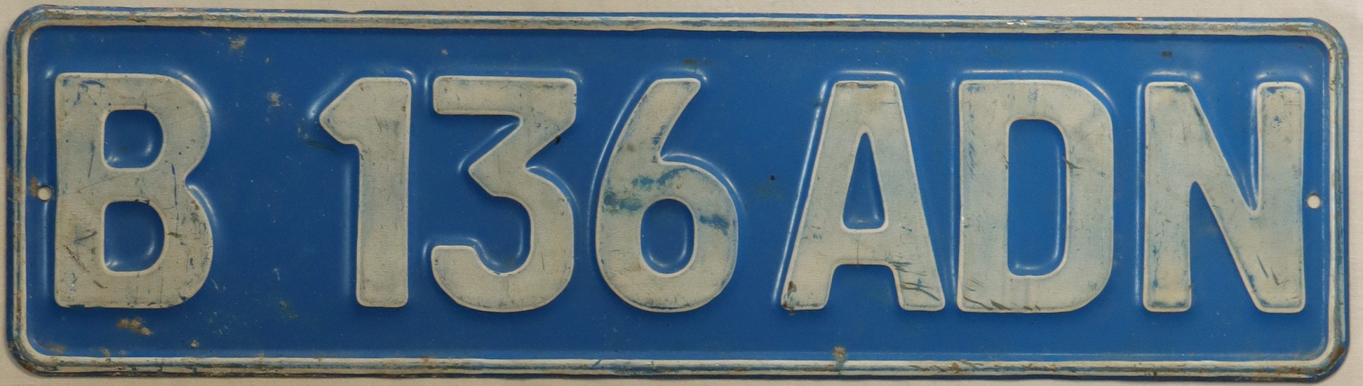 BW_Bus_Blue1_JEC.jpg
