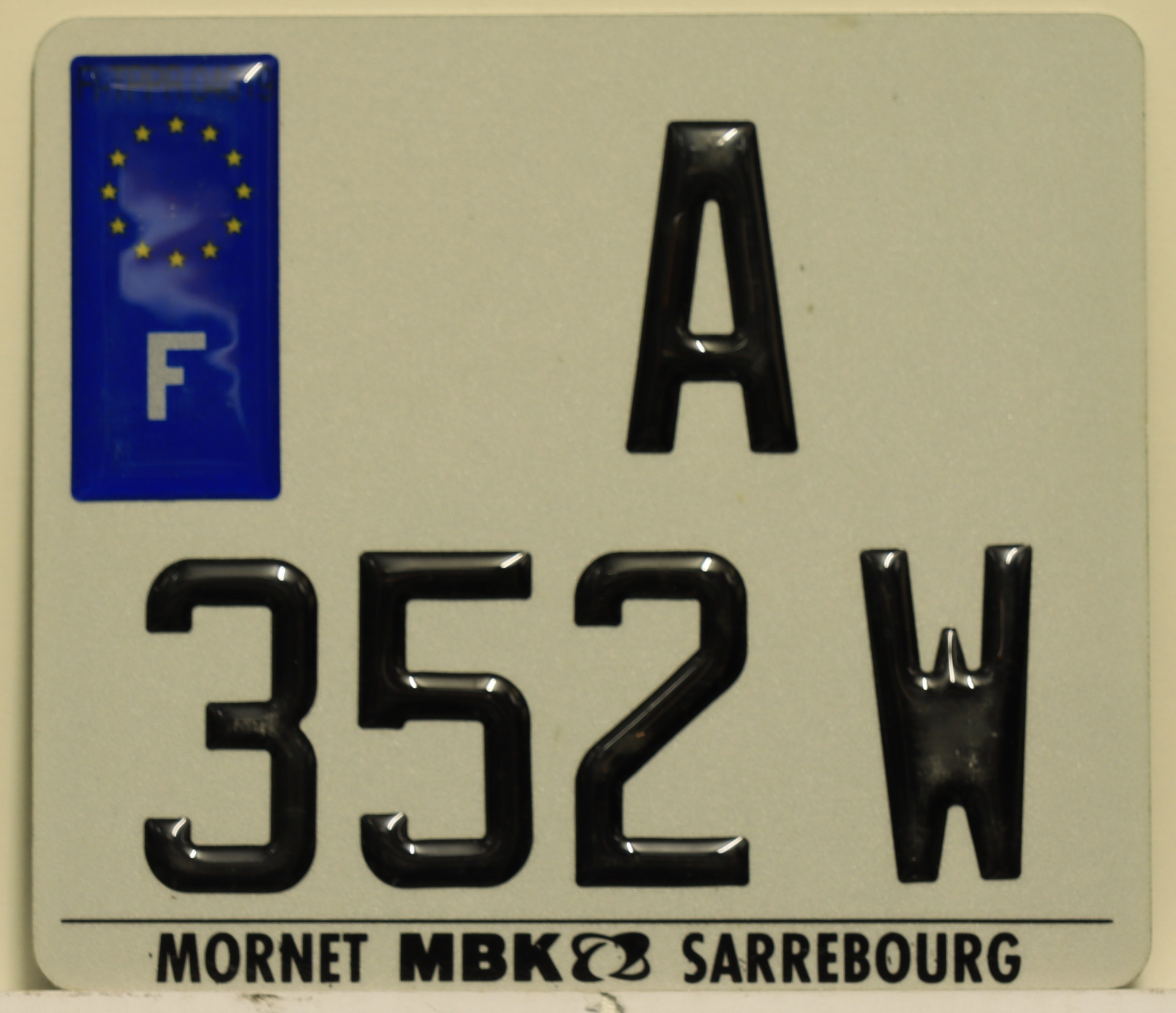 F_Moped_JS67.jpg