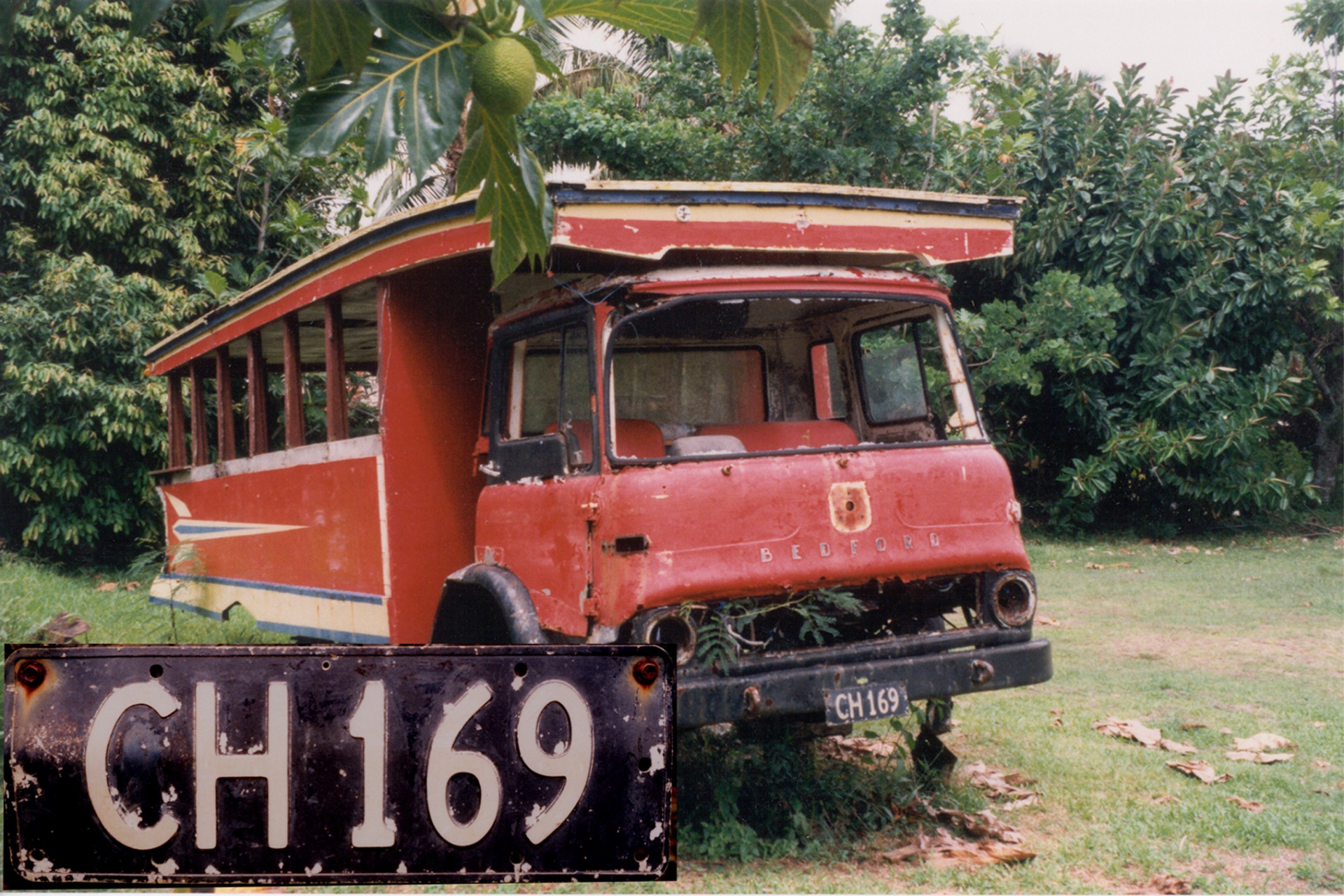 (CK_79c-83c)(hgv)_CH_169_comp_(s-b)_Bedford_TK-1998VB