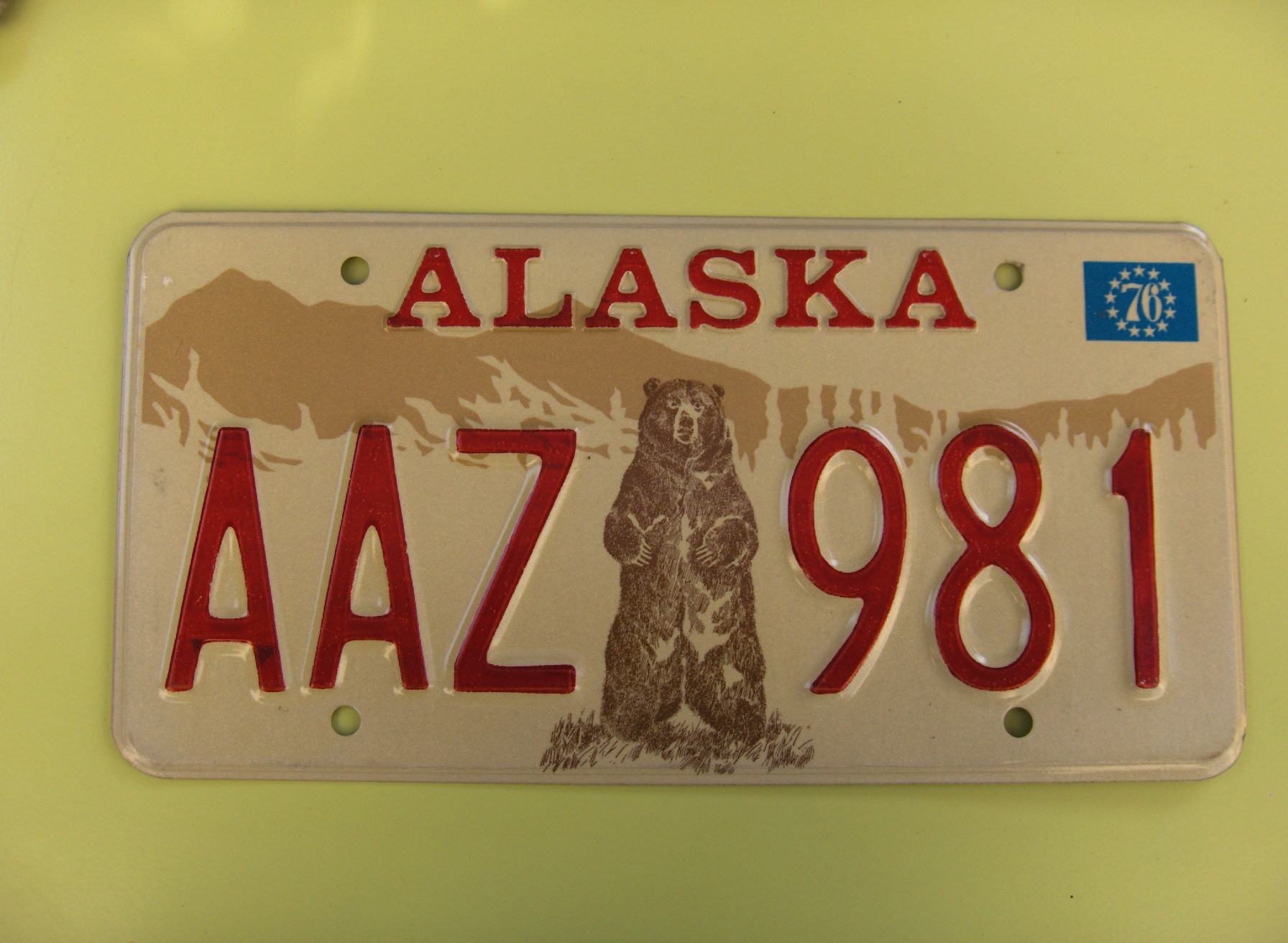 AK_1975-1982_TYPE1_INITIAL_LOCATION_FOR_THE_MOUNTAINS_SCENE_KODIAK_BEAR_FB