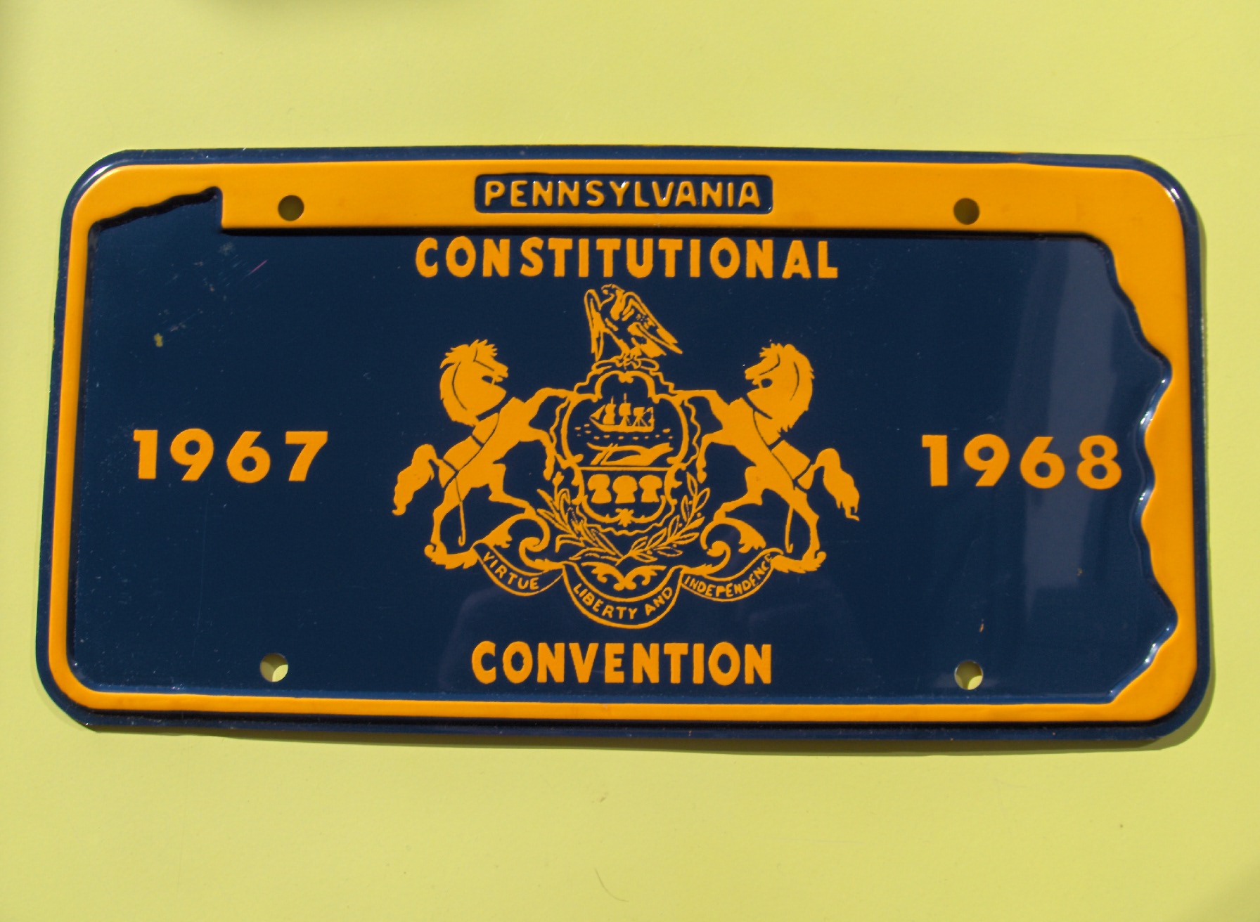 PA_BOOSTER_1967-1968_OFFIC_DMV_SOUVENIR_ALLOWED_AS_REAR_PL